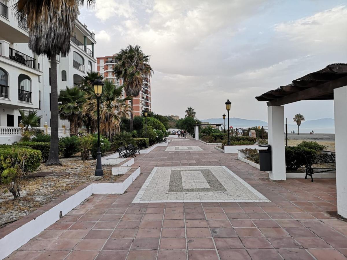 En Marina Puerto De La Duquesa Apartment